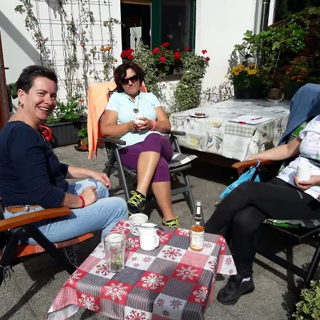Casa de hóspedes Birkenhof Ashram Familien Blockhuetten Hartau